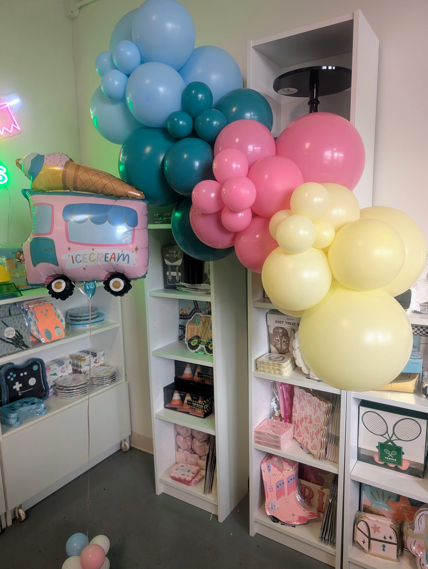 Custom DIY Balloon Garland Kit